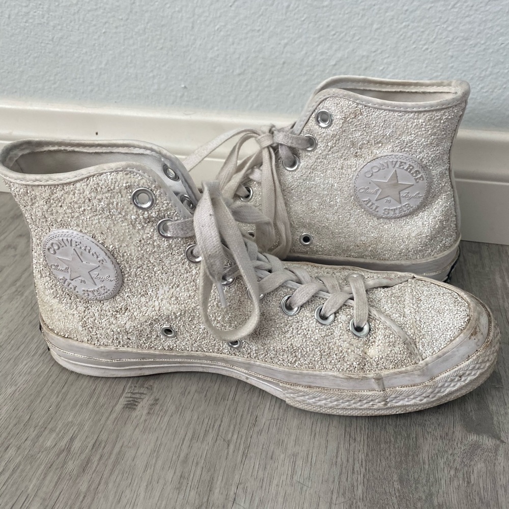 White sparkly converse hi tops